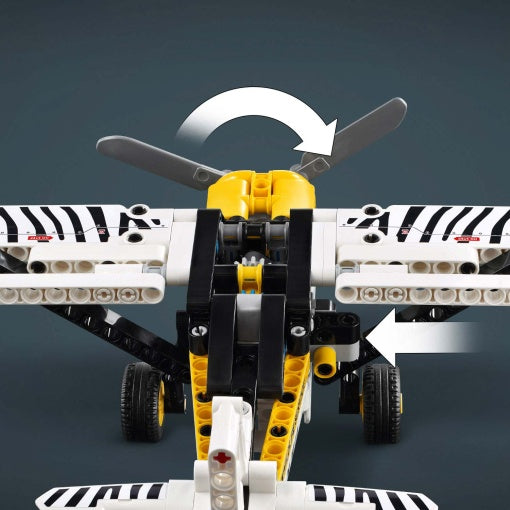 LEGO Technic Avião a Hélice 42198 — imagem oficial 3